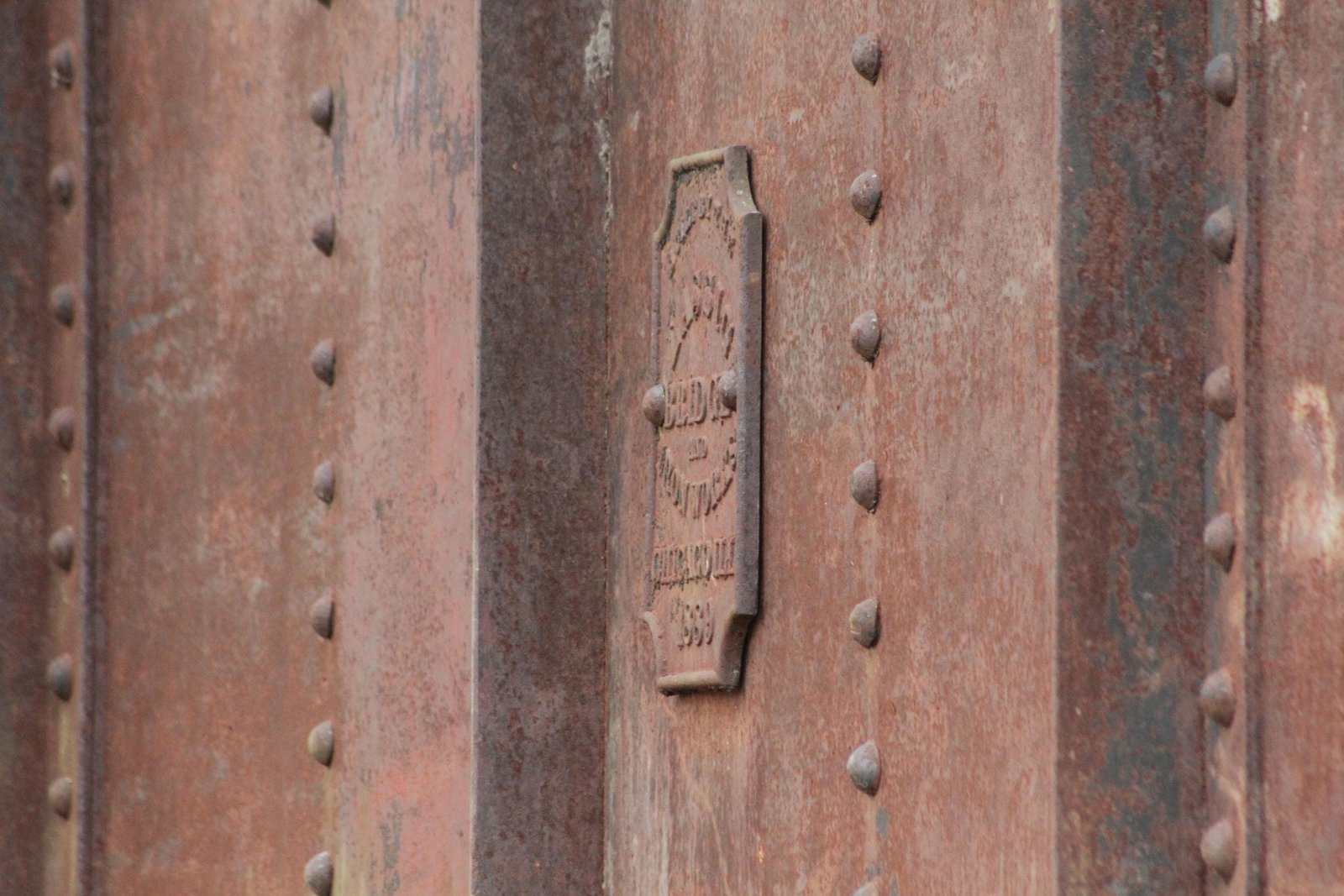 Plaque